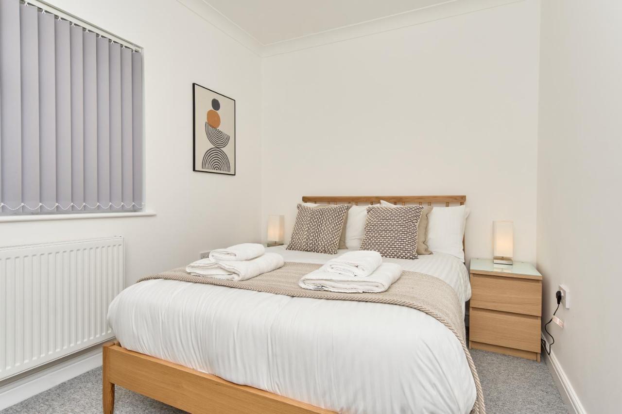 Ventnor Terrace Haven: Spacious 3-Bed with Beach Proximity Exterior photo