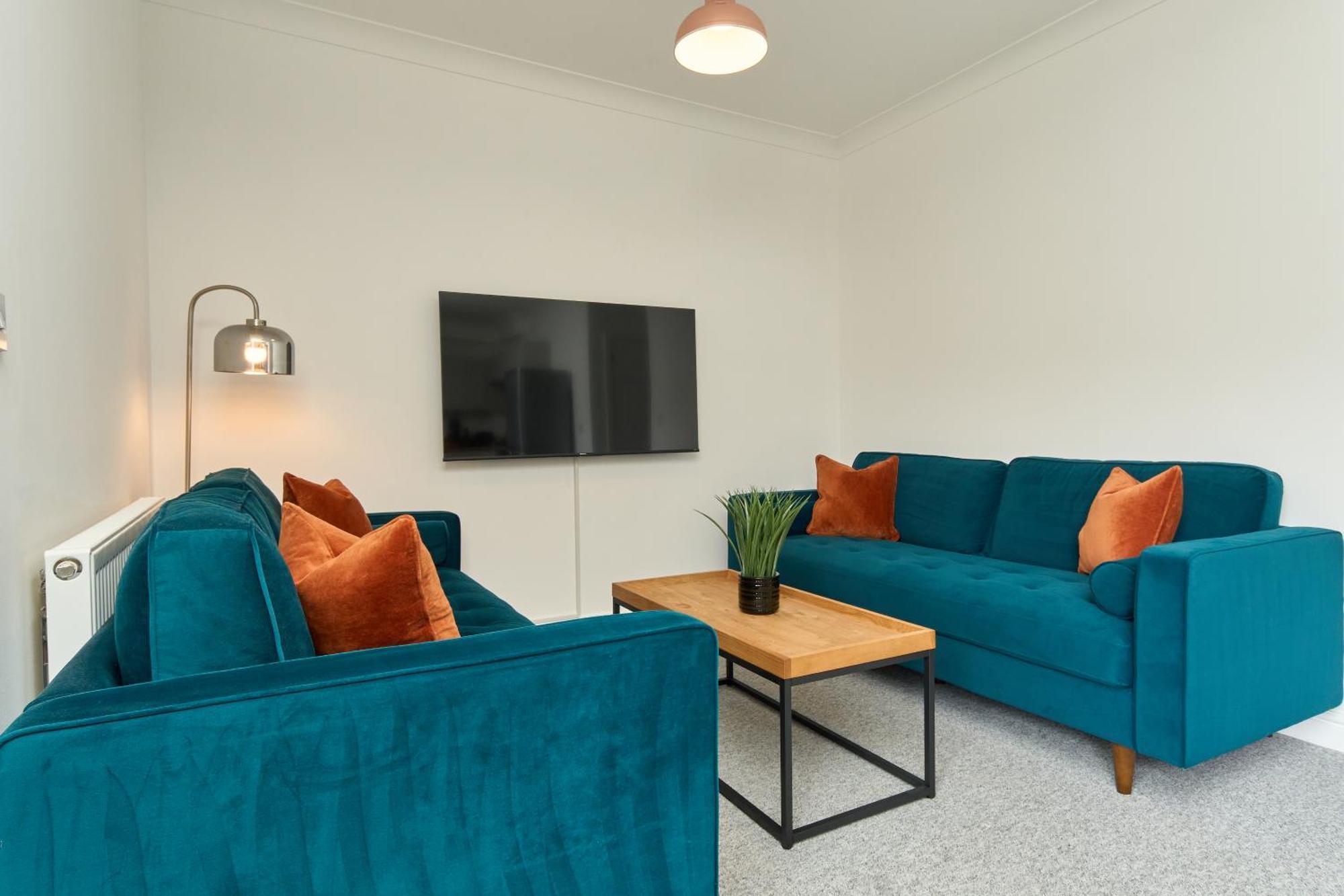 Ventnor Terrace Haven: Spacious 3-Bed with Beach Proximity Exterior photo