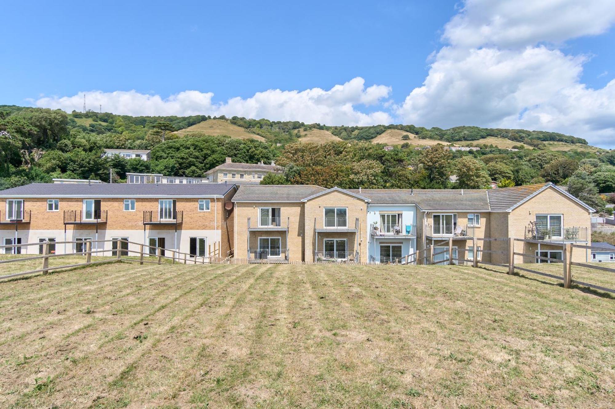 Ventnor Terrace Haven: Spacious 3-Bed with Beach Proximity Exterior photo